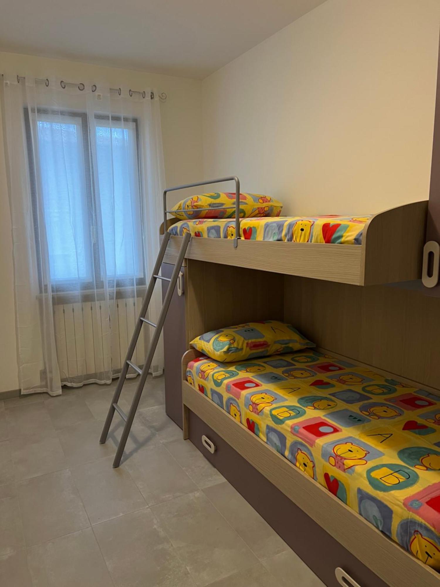 Appartement La Vela à Sirmione Extérieur photo